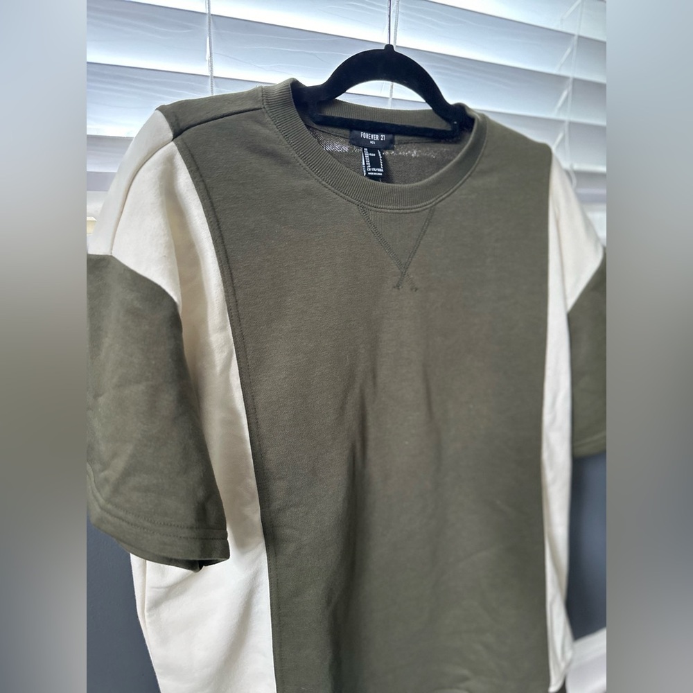 Men’s Forever 21 Jersey Shirt